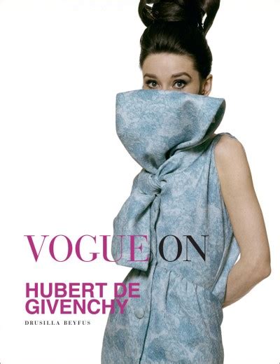 Vogue on Hubert de Givenchy Hardcover – October 6, 2015